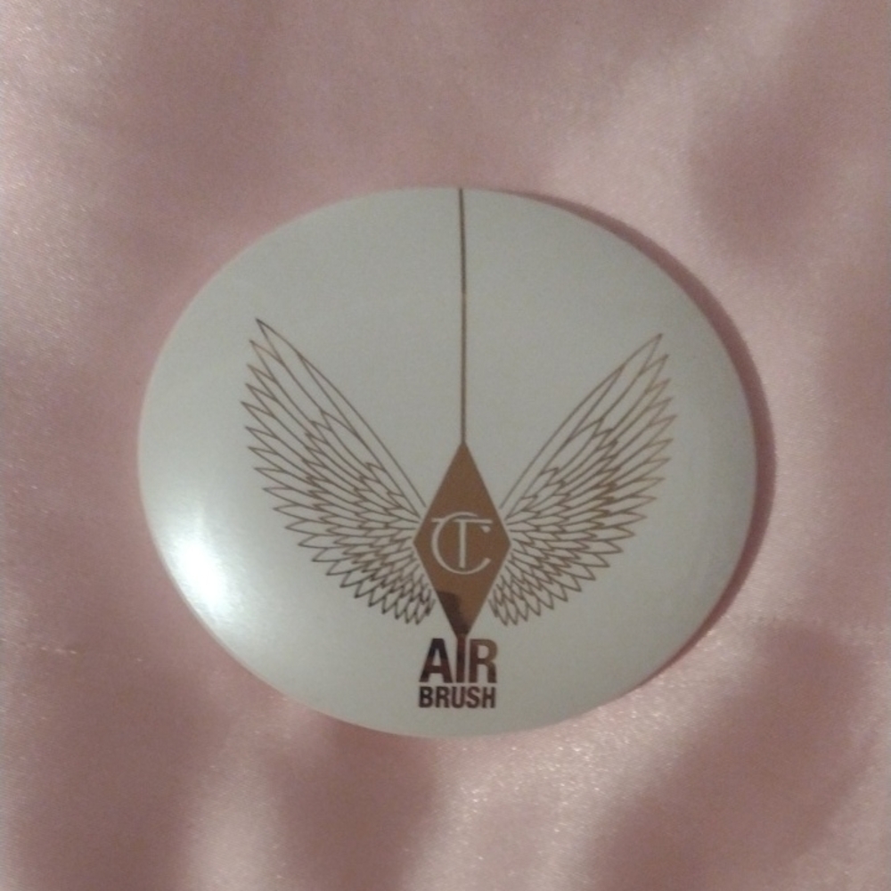 Charlotte Tilbury Airbrush Compact